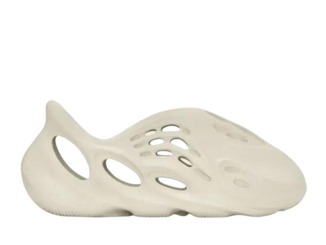 adidas adidas Yeezy Foam RNR Sand (Kids) - view 1
