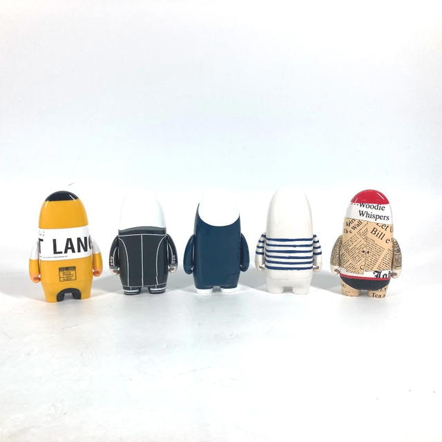 Saint Laurent YVES SAINT LAURENT World Limited MORETOYS VISIONAIRE 45 MORE TOYS Figures Unused - view 4